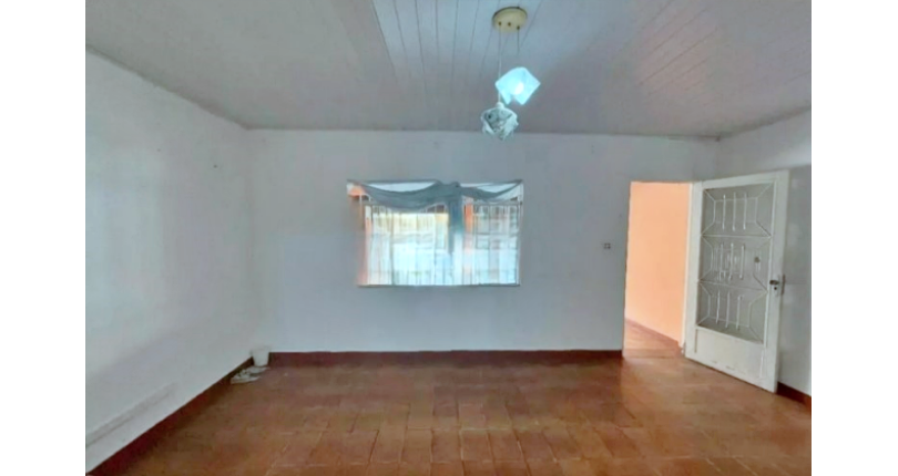 Casa Térrea à venda no Bairro da Vila Piauí na Rua Jacques Pilon