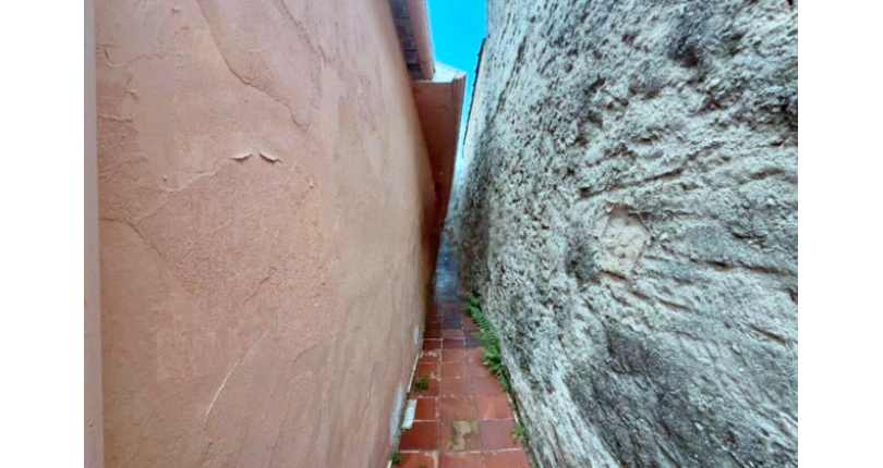 Casa Térrea à venda no Bairro da Vila Piauí na Rua Jacques Pilon