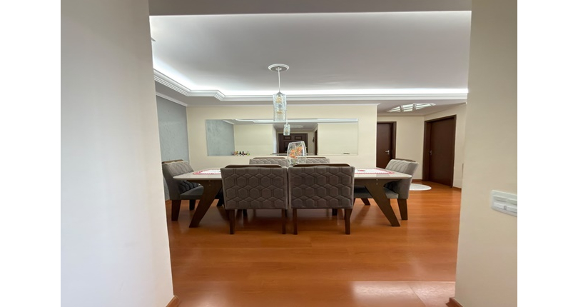  Apartamento à venda no Bairro da Vila Mangalot na Rua Portão Preto 90