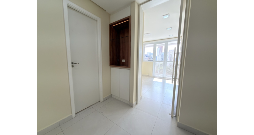 Bela Sala Comercial à venda no Bairro da Vila Pompéia na Avenida Pompéia 634