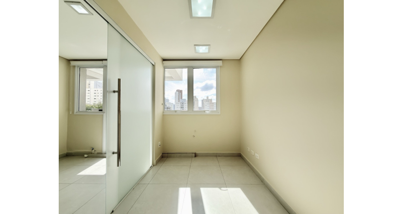 Bela Sala Comercial à venda no Bairro da Vila Pompéia na Avenida Pompéia 634