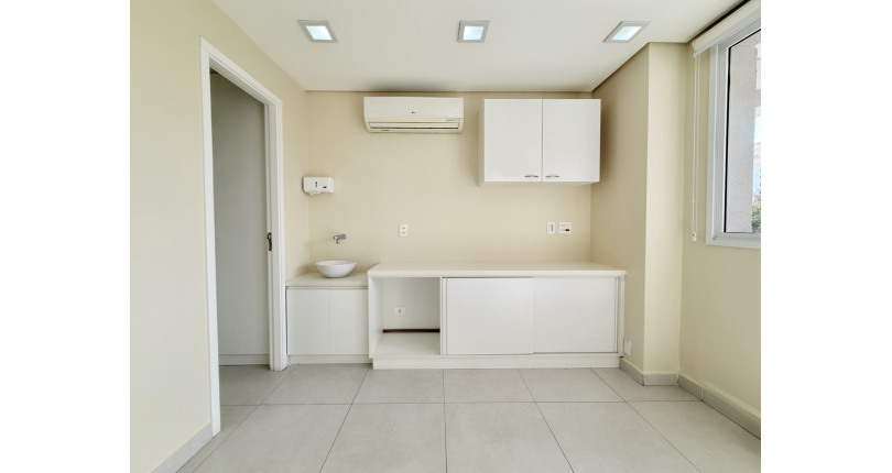 Bela Sala Comercial à venda no Bairro da Vila Pompéia na Avenida Pompéia 634