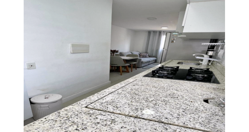 Apartamento à venda no Bairro do Parque Panamericano na Estrada do Corredor 73
