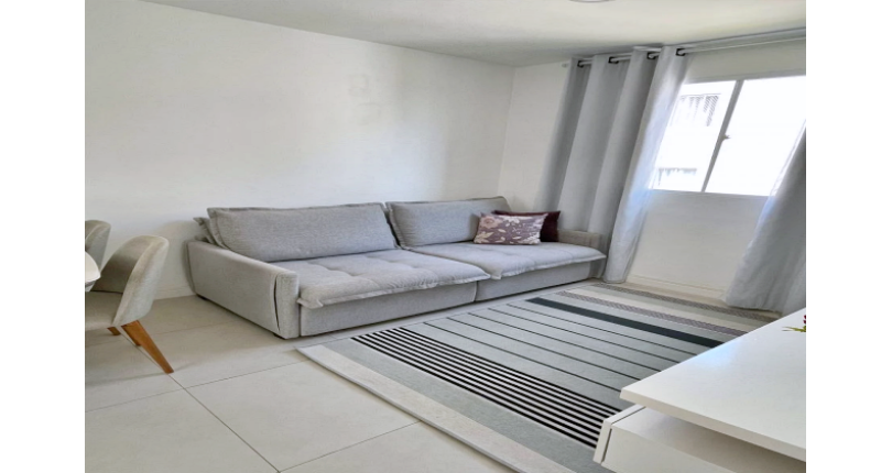 Apartamento à venda no Bairro do Parque Panamericano na Estrada do Corredor 73