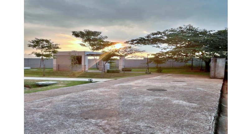 Apartamento à venda no Bairro do Parque Panamericano na Estrada do Corredor 73