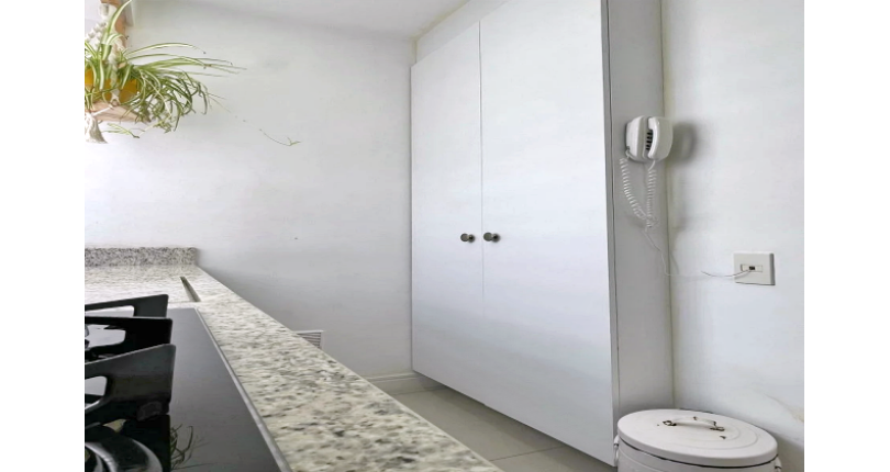 Apartamento à venda no Bairro do Parque Panamericano na Estrada do Corredor 73