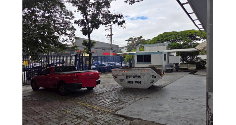Galpão à venda no Bairro da Lapa de Baixo na Rua Ricardo Cavatton