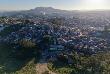 Terreno à venda no Bairro do Parque Panamericano na Rua Colina do Jaraguá