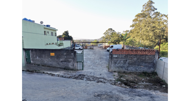Terreno à venda no Bairro do Parque Panamericano na Rua Colina do Jaraguá