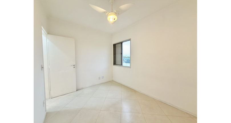 Apartamento à venda no Bairro do Parque Maria Domitila na Rua Willis Roberto Banks 549