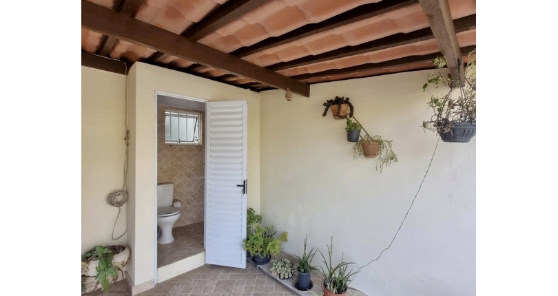 Casa à venda no Bairro da Vila Mangalot na Rua Elvira da Rocha Lima de Toledo