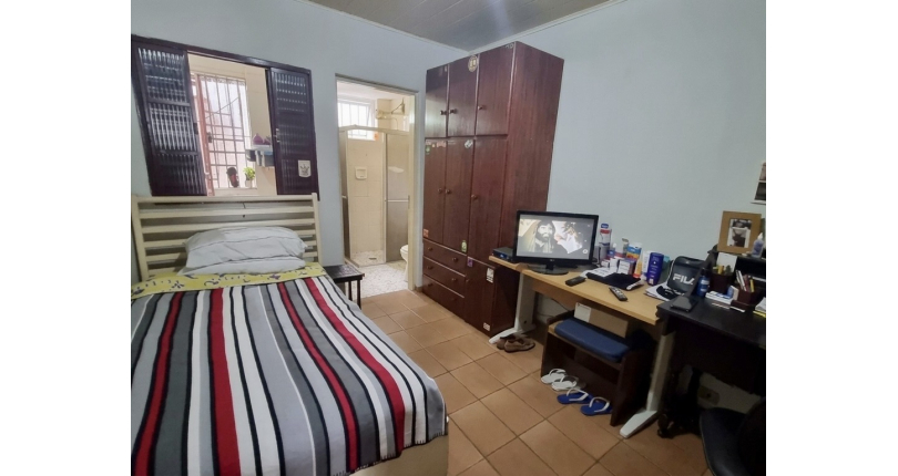 Casa à venda no Bairro da Vila Mangalot na Rua Elvira da Rocha Lima de Toledo