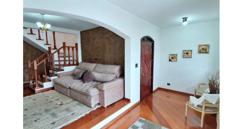 Sobrado à venda no Bairro do Jardim Santa Fé (Zona Oeste) 