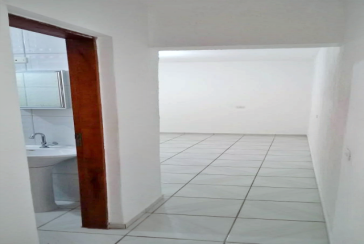 Sobrado à venda no Bairro do Conjunto Habitacional Turística na Rua Mário Tupinambá