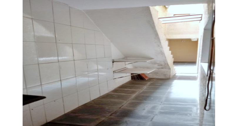 Sobrado à venda no Bairro do Conjunto Habitacional Turística na Rua Mário Tupinambá