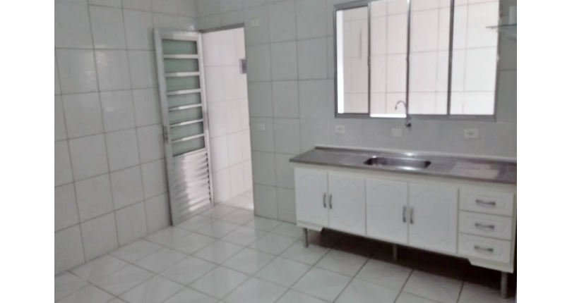 Sobrado à venda no Bairro do Conjunto Habitacional Turística na Rua Mário Tupinambá