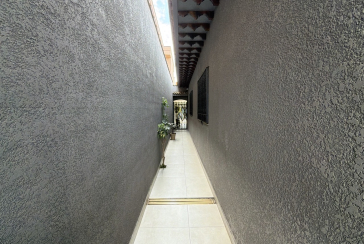 Casa Térrea à venda no Bairro do Parque São Domingos na Rua Emílio Colella