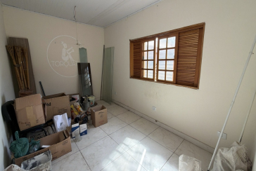Casa Térrea à venda no Bairro do Parque São Domingos na Rua Emílio Colella