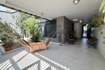 Casa Térrea à venda no Bairro do Parque São Domingos na Rua Emílio Colella
