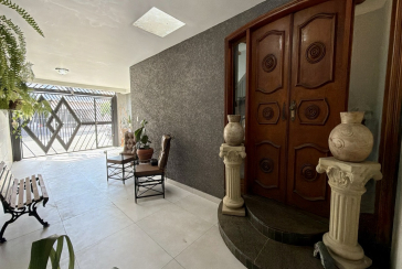 Casa Térrea à venda no Bairro do Parque São Domingos na Rua Emílio Colella