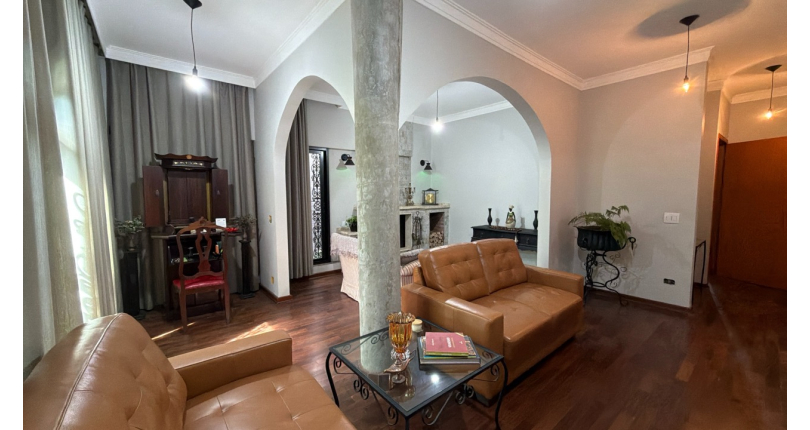 Casa Térrea à venda no Bairro do Parque São Domingos na Rua Emílio Colella