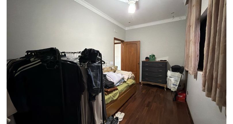 Casa Térrea à venda no Bairro do Parque São Domingos na Rua Emílio Colella