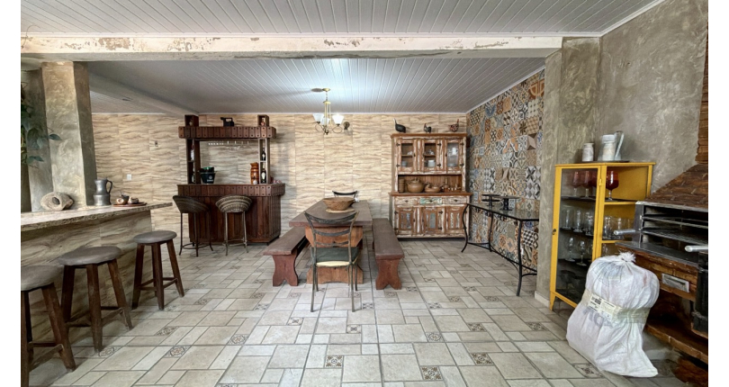Casa Térrea à venda no Bairro do Parque São Domingos na Rua Emílio Colella