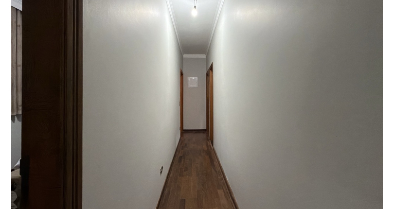Casa Térrea à venda no Bairro do Parque São Domingos na Rua Emílio Colella