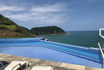  Apartamento Duplex Exclusivo à venda em Guarujá no Bairro Parque Enseada na Rua Gilberto Glasser 662,