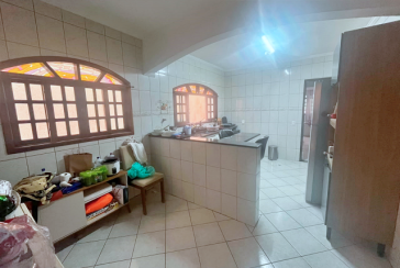 Sobrado à venda no Bairro do Conjunto Residencial Vista Verde na Rua Doutor Fernando de Oliveira Simões