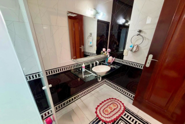  Casa assobradada à venda no Bairro do Jardim Líbano na Rua Leonardo Lerner