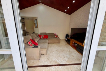  Casa assobradada à venda no Bairro do Jardim Líbano na Rua Leonardo Lerner