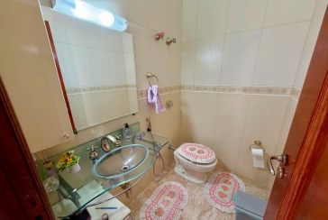  Casa assobradada à venda no Bairro do Jardim Líbano na Rua Leonardo Lerner
