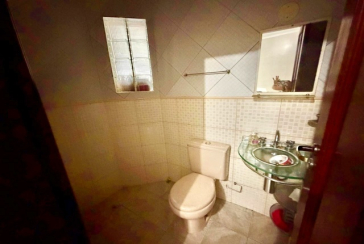  Casa assobradada à venda no Bairro do Jardim Líbano na Rua Leonardo Lerner