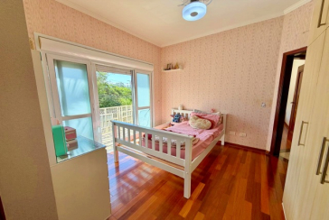  Casa assobradada à venda no Bairro do Jardim Líbano na Rua Leonardo Lerner