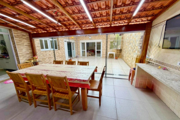  Casa assobradada à venda no Bairro do Jardim Líbano na Rua Leonardo Lerner