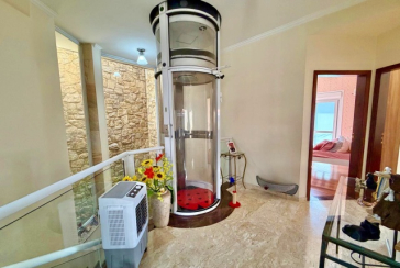  Casa assobradada à venda no Bairro do Jardim Líbano na Rua Leonardo Lerner