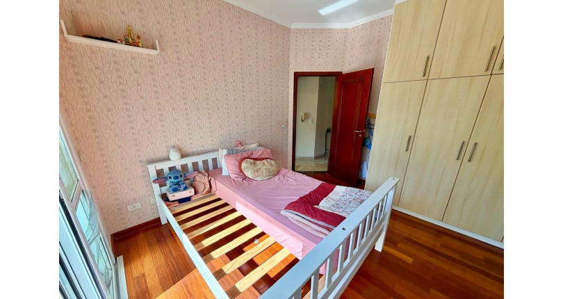  Casa assobradada à venda no Bairro do Jardim Líbano na Rua Leonardo Lerner