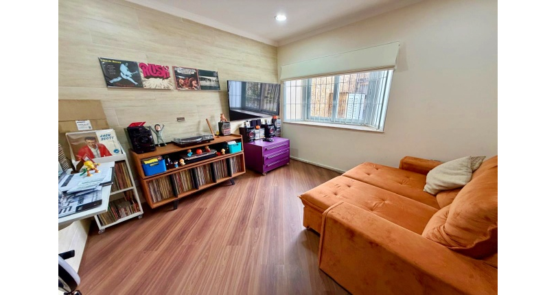  Casa assobradada à venda no Bairro do Jardim Líbano na Rua Leonardo Lerner