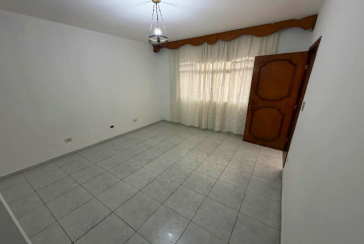  Sobrado à venda no Bairro da Vila Palmeiras na Rua Águas da Prata, 