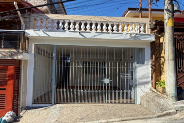 Sobrado à venda no Bairro da Vila Palmeiras na Rua Águas da Prata