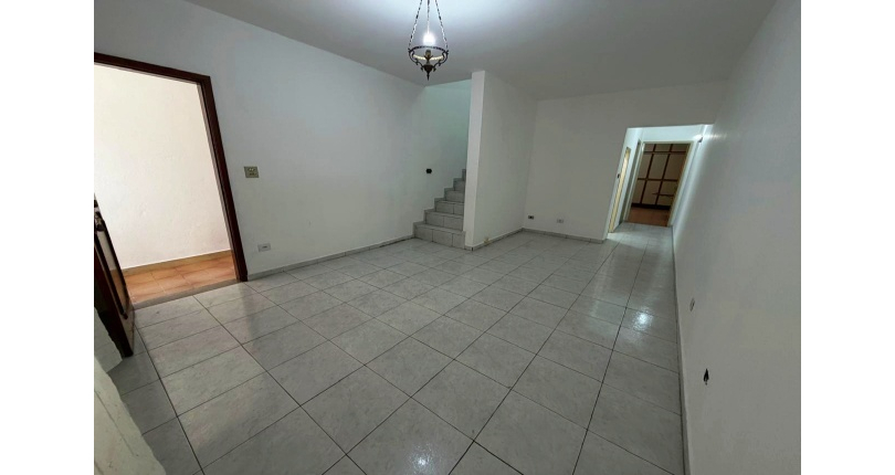  Sobrado à venda no Bairro da Vila Palmeiras na Rua Águas da Prata, 