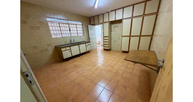  Sobrado à venda no Bairro da Vila Palmeiras na Rua Águas da Prata, 