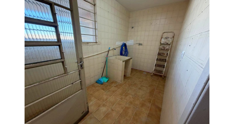 Sobrado à venda no Bairro da Vila Palmeiras na Rua Águas da Prata