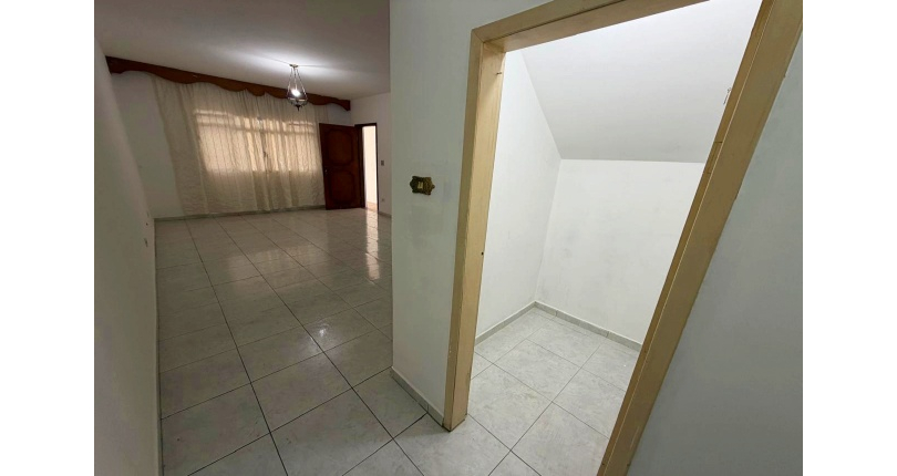 Sobrado à venda no Bairro da Vila Palmeiras na Rua Águas da Prata, 