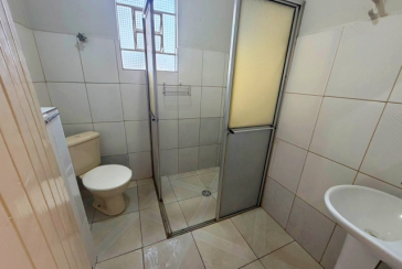 Casa assobradada à venda no Bairro da Vila Pereira Barreto 