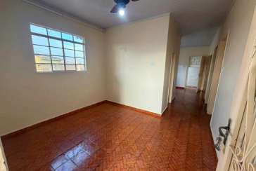 Casa assobradada à venda no Bairro da Vila Pereira Barreto 