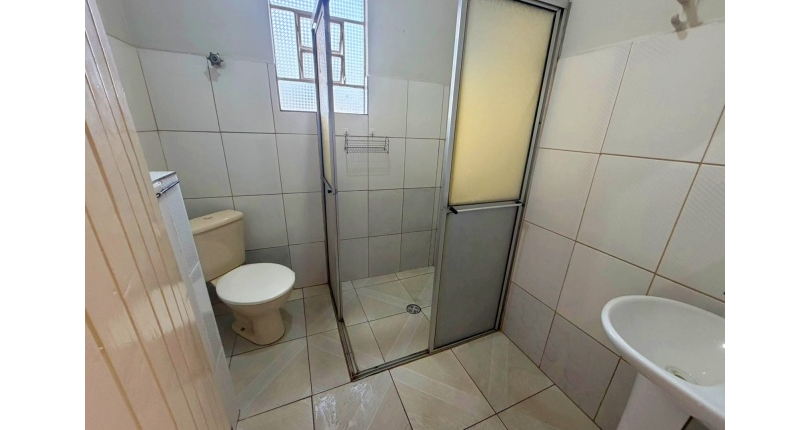 Casa assobradada à venda no Bairro da Vila Pereira Barreto 