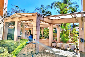 Lindo Apartamento à venda no Bairro do Parque Maria Domitila na Rua Willis Roberto Banks 401