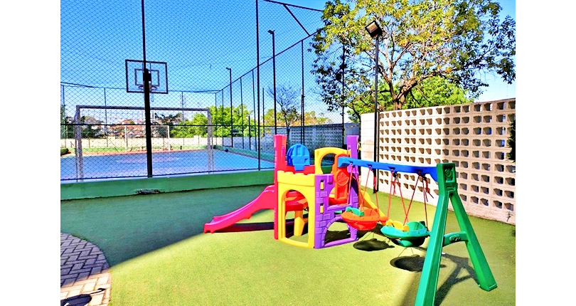 Lindo Apartamento à venda no Bairro do Parque Maria Domitila na Rua Willis Roberto Banks 401